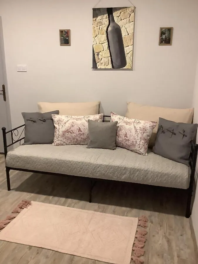 Ezuest Boroka Apartman Eger 0*,  Hungary