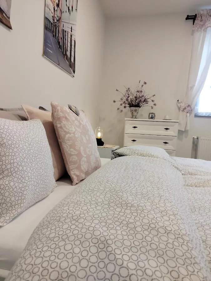 Ezuest Boroka Apartman Eger Hungary