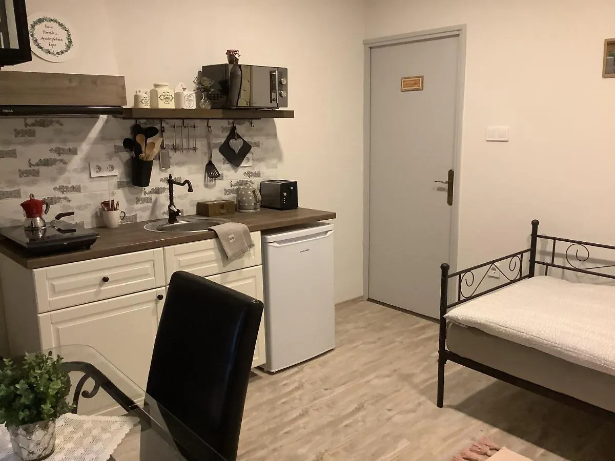 Ezuest Boroka Apartman Eger 0*,  Hungary