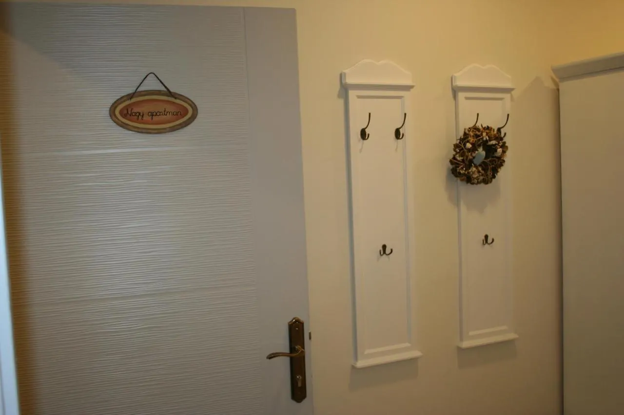 Ezuest Boroka Apartman Eger