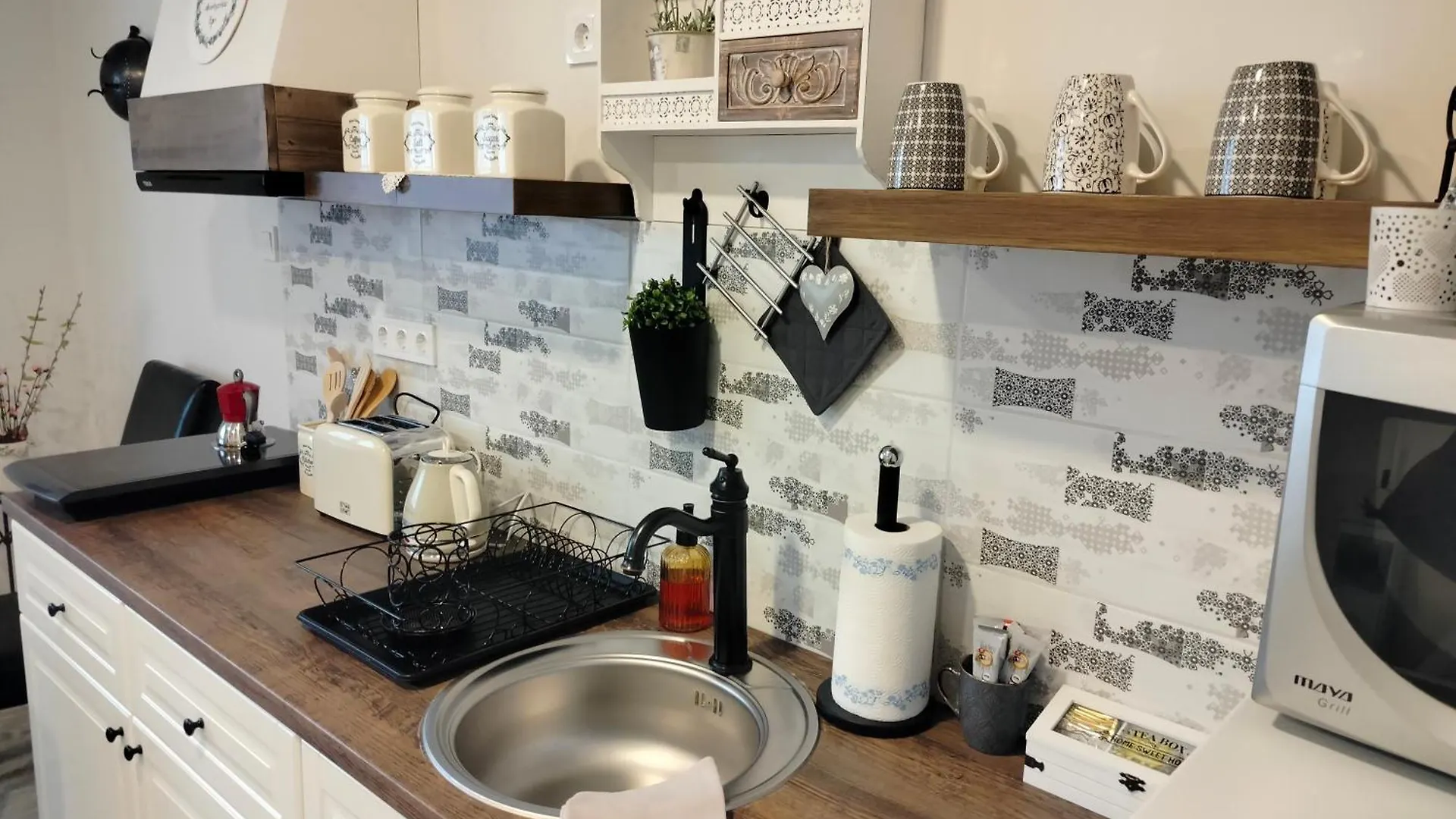Ezuest Boroka Apartman Eger